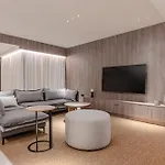 Domaine Collection הרסוניסוס