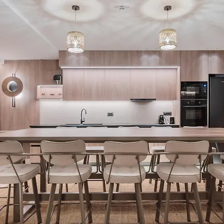 Domaine Collection * 赫索尼索斯